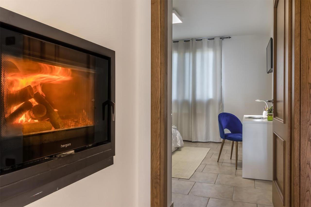 Wanderlust Apt In Villa Con Piscina - 45 Min Venezia - Zona Unesco San Pietro Di Feletto Exterior foto